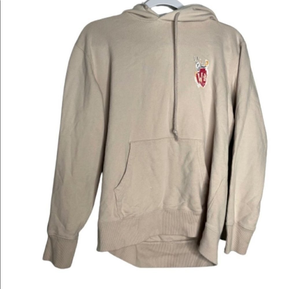 Jean Michel-Basquiat x Looney Toons Uniqlo Sweatshirt Collaboration